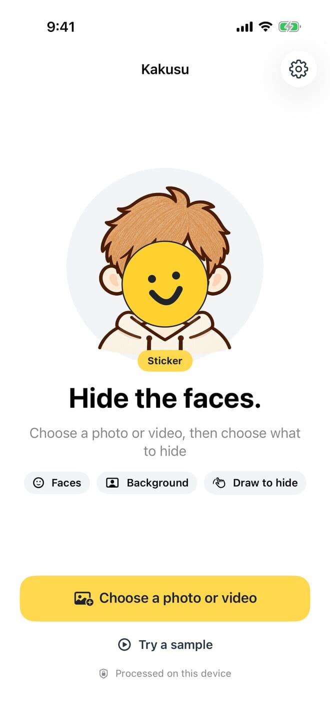 Kakusu's first screen with the yellow “Choose a photo or video” button at the bottom
